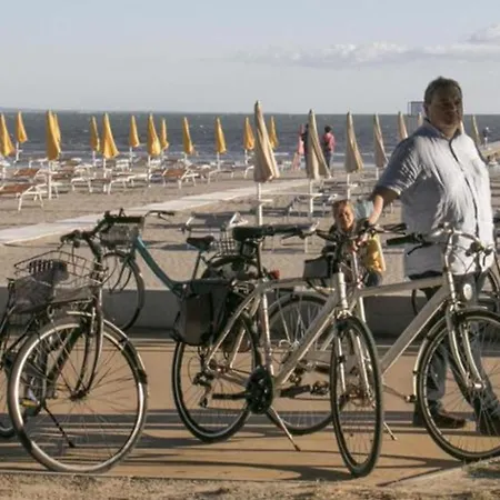 Ideal Getaway For Four Guests In Apartment *