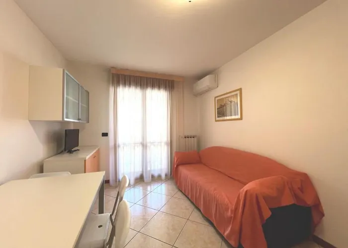 Apartment Ideal Getaway For Four Guests In