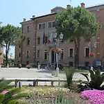 Ideal Getaway For Four Guests In Apartament