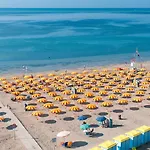 Ideal Getaway For Four Guests In