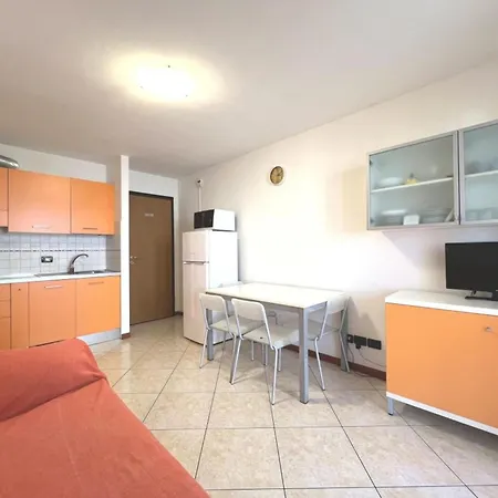 Ideal Getaway For Four Guests In *