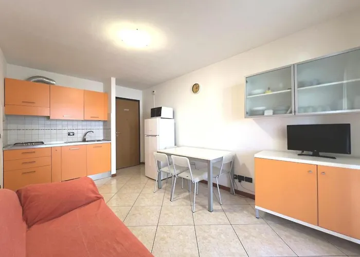 Ideal Getaway For Four Guests In *